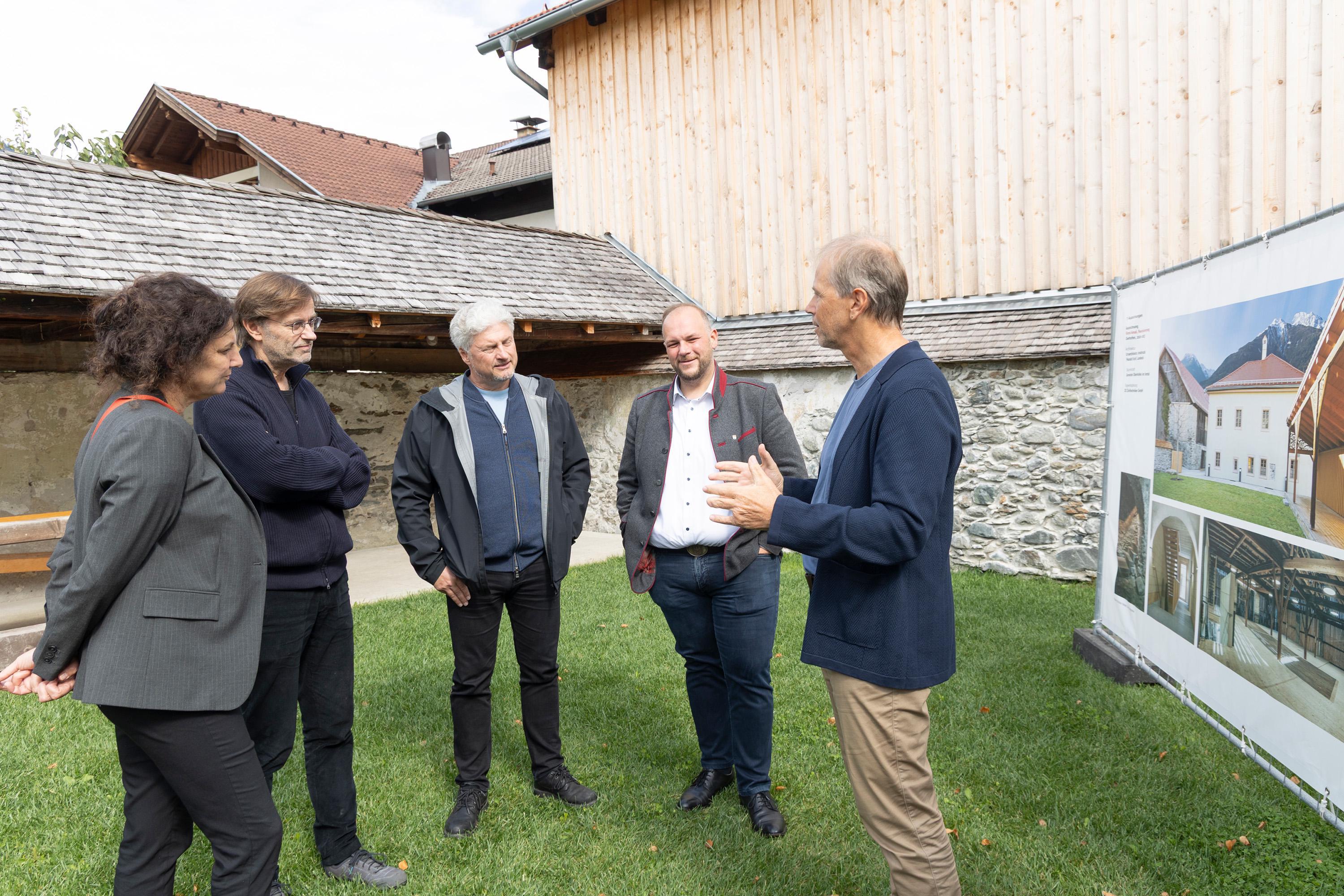 Wanderausstellung Neues Bauen in Tirol